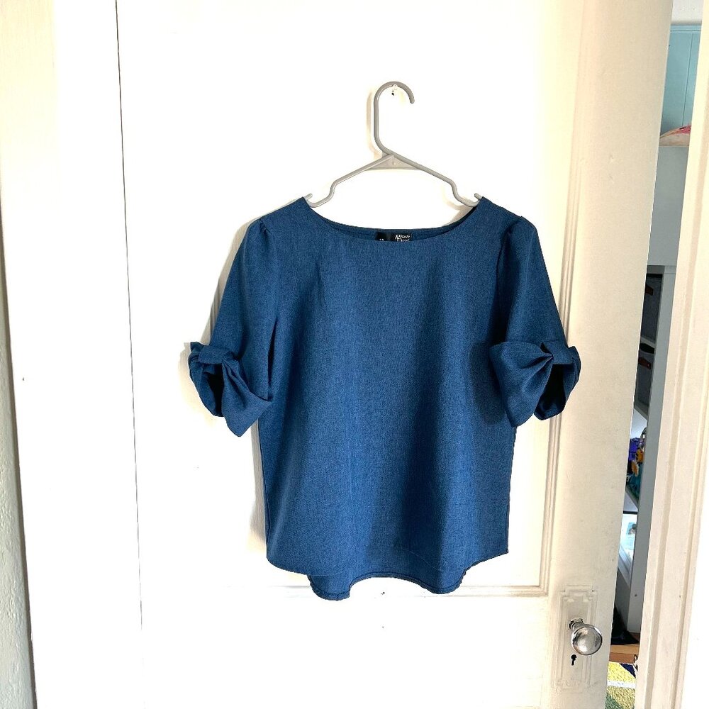 Miracle Closet  Blue Blouse